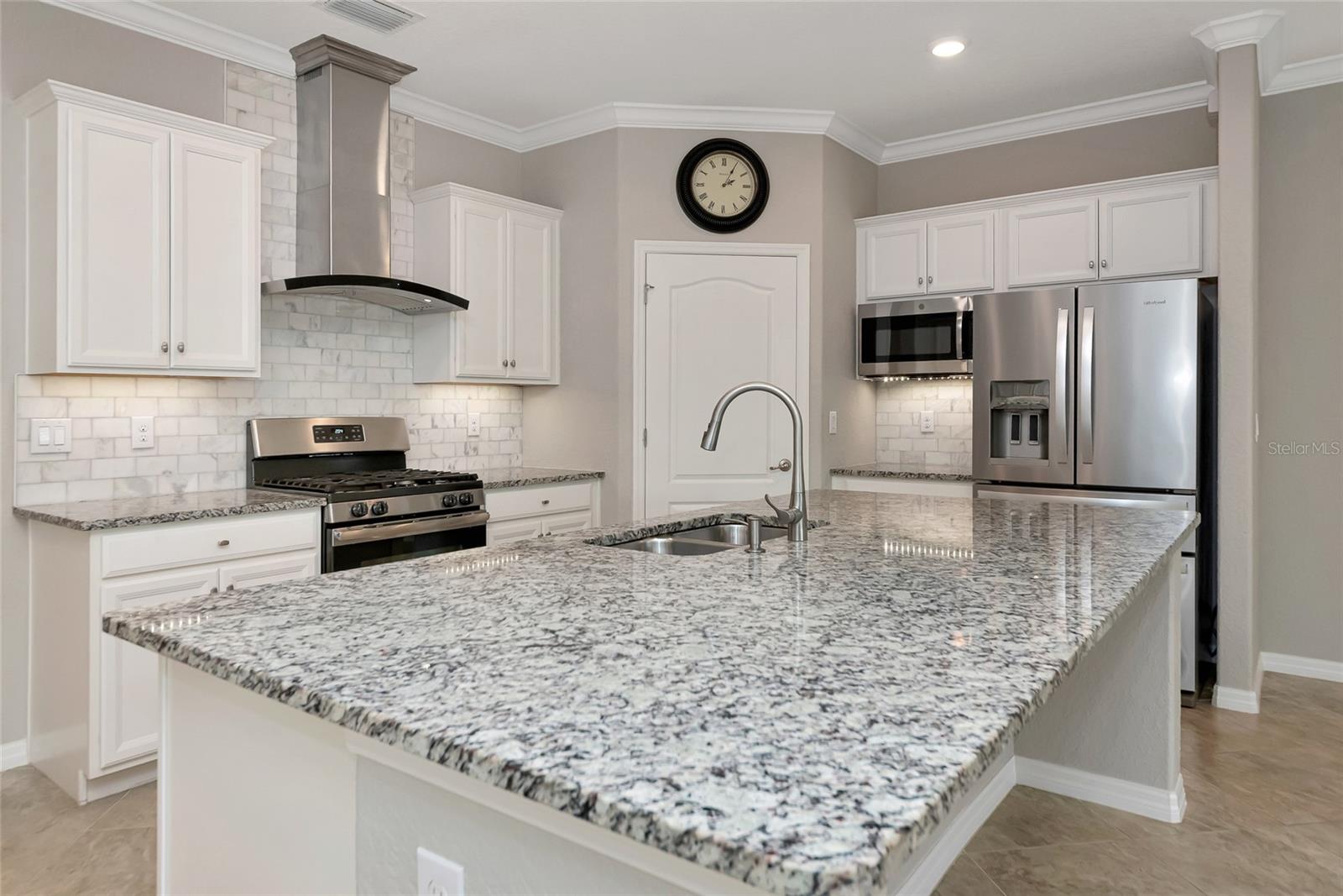 Image 7 of 68 For 10202 Marbella Drive