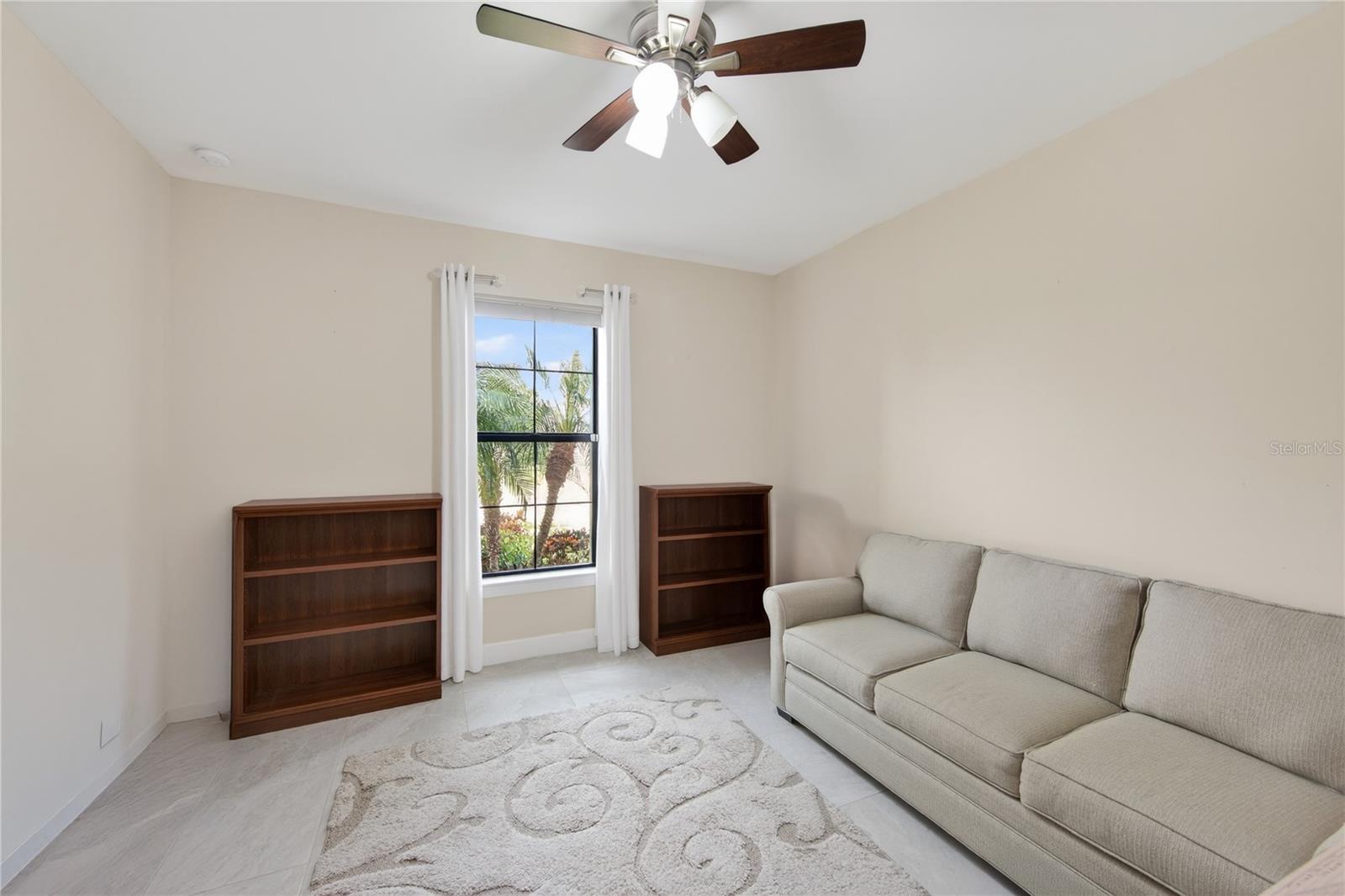 Image 31 of 93 For 17114 Seaford Way