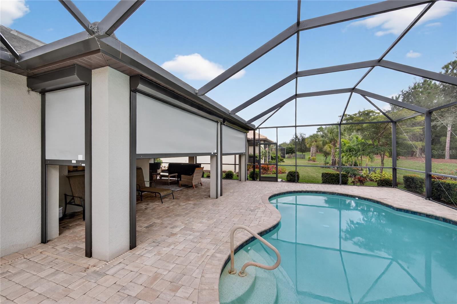 Image 41 of 93 For 17114 Seaford Way