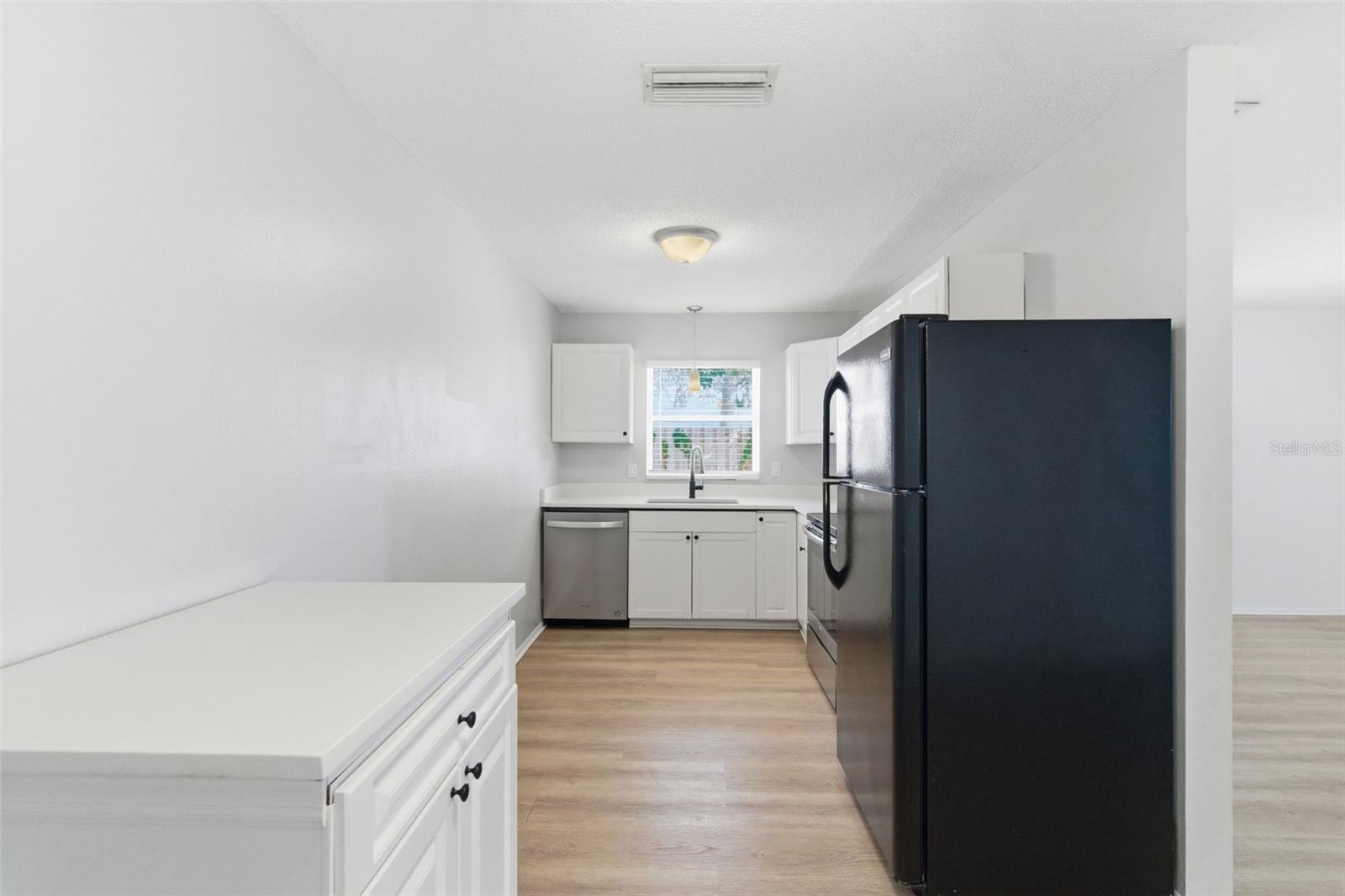 Image 10 of 49 For 2227 Montclair Drive