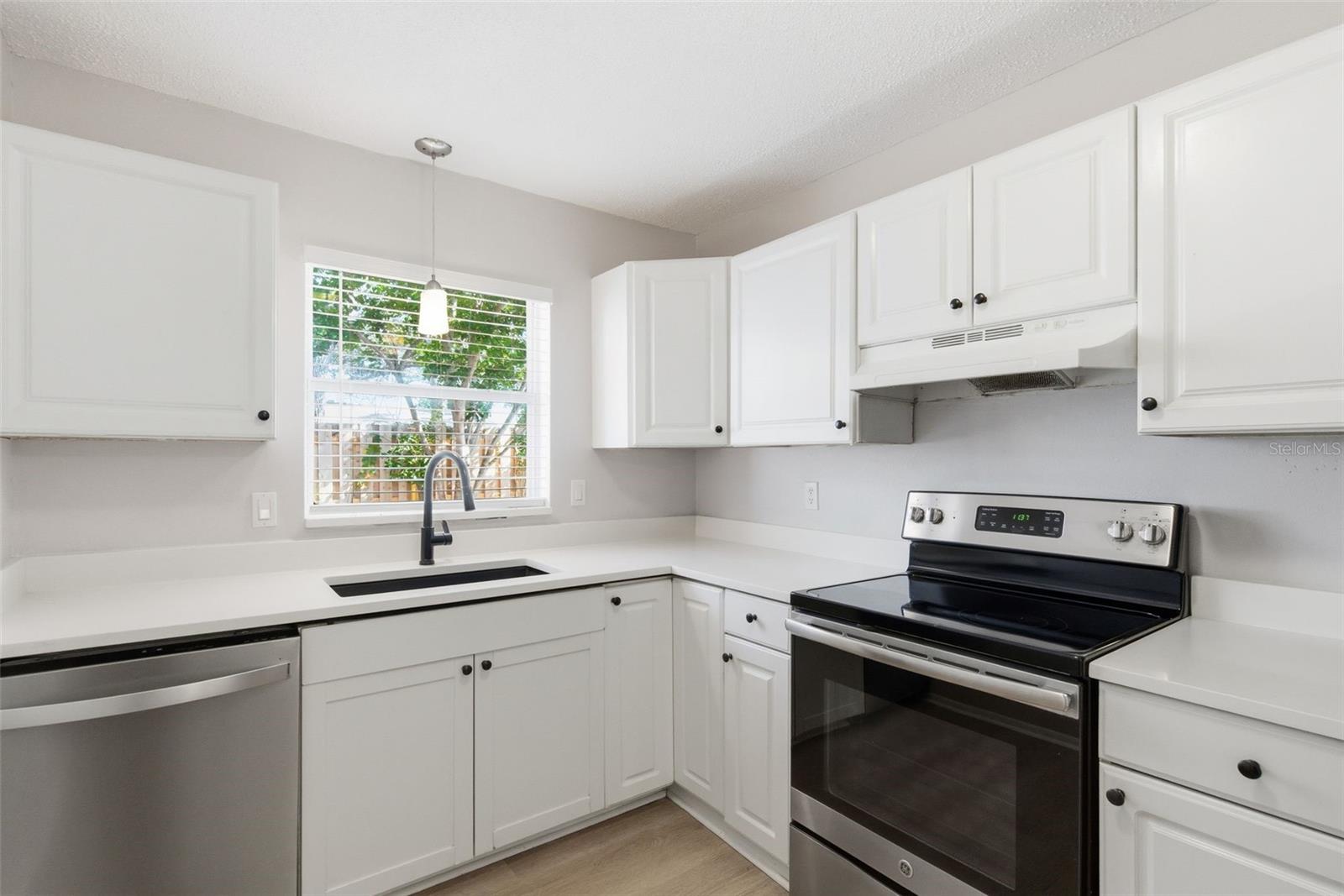 Image 13 of 49 For 2227 Montclair Drive