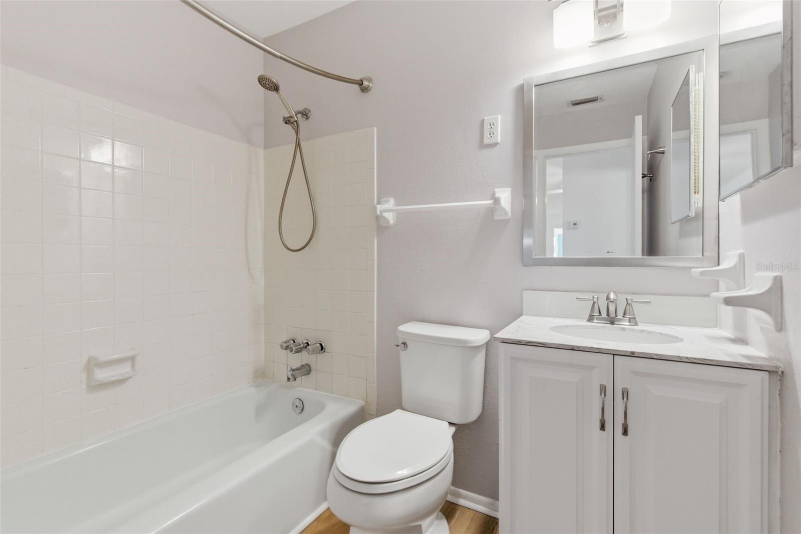 Image 18 of 49 For 2227 Montclair Drive