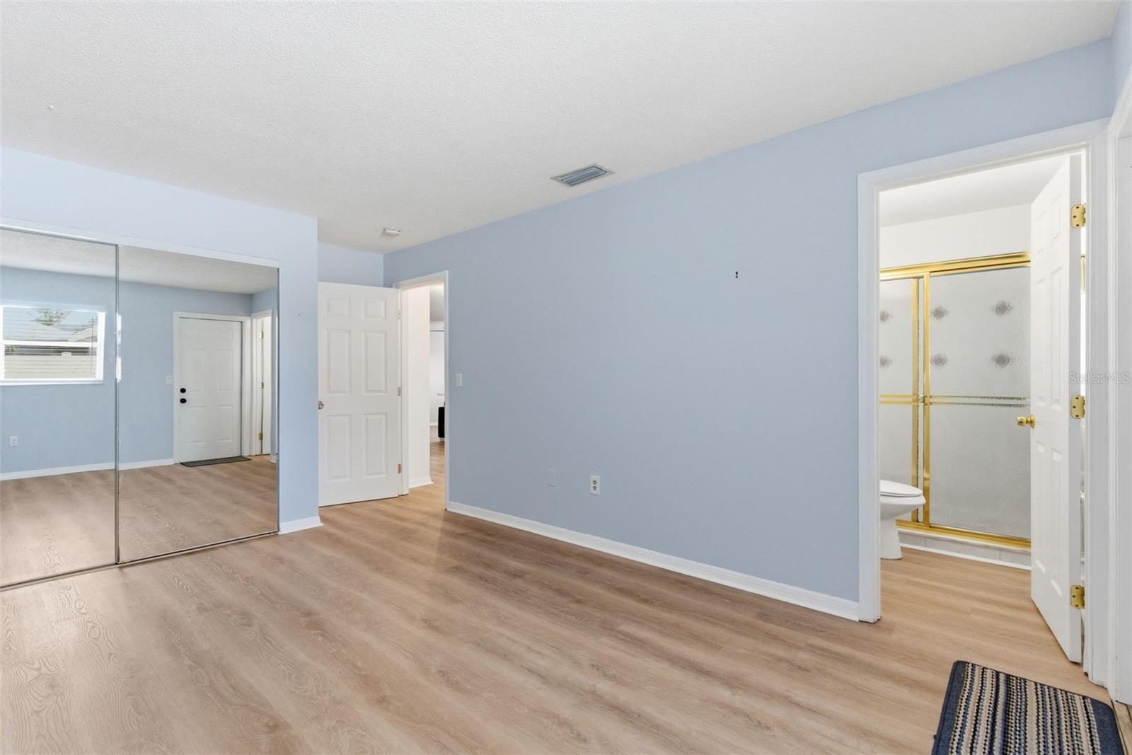 Image 42 of 49 For 2227 Montclair Drive