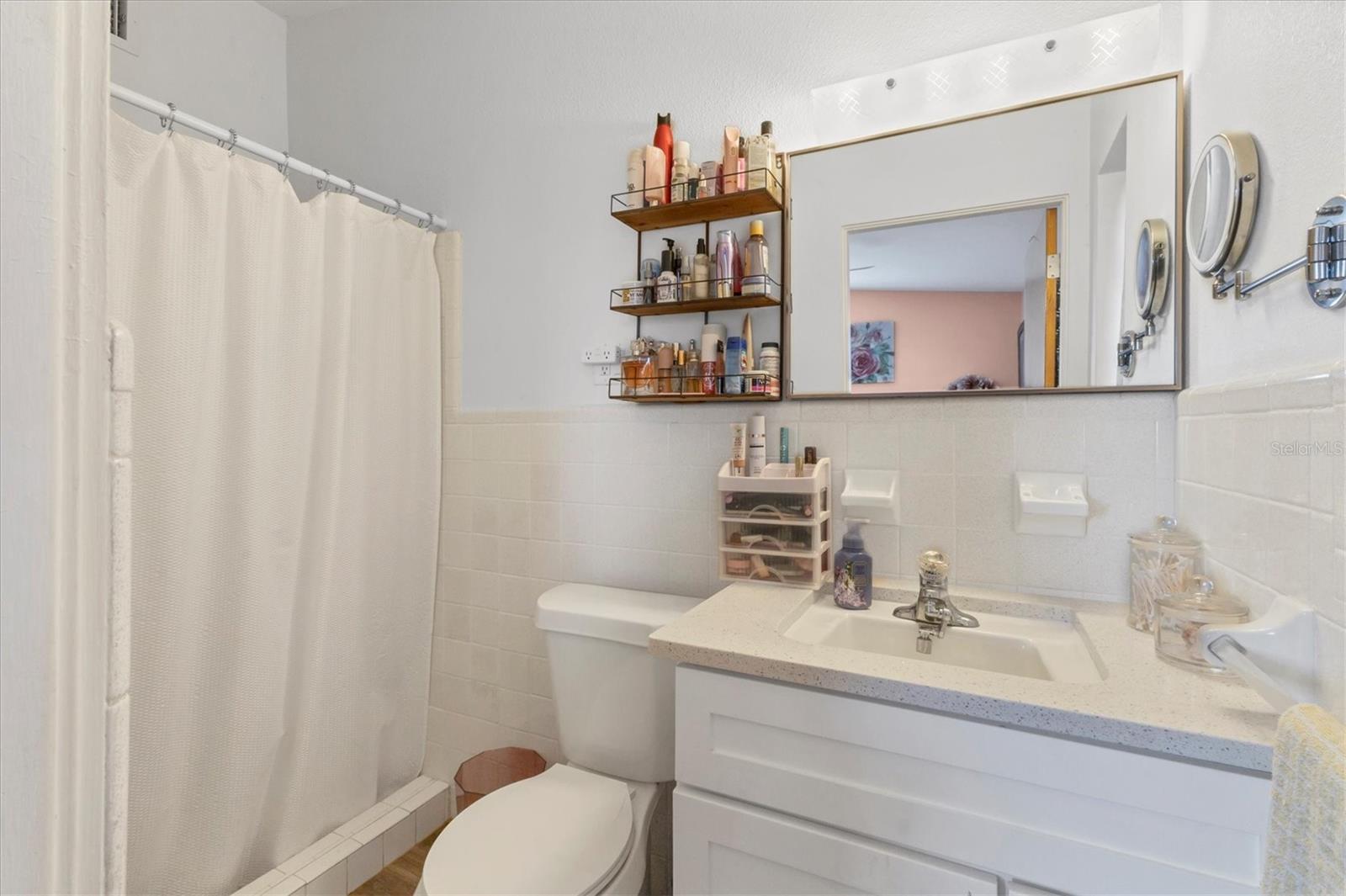 Image 21 of 36 For 340 Glen Oak Road