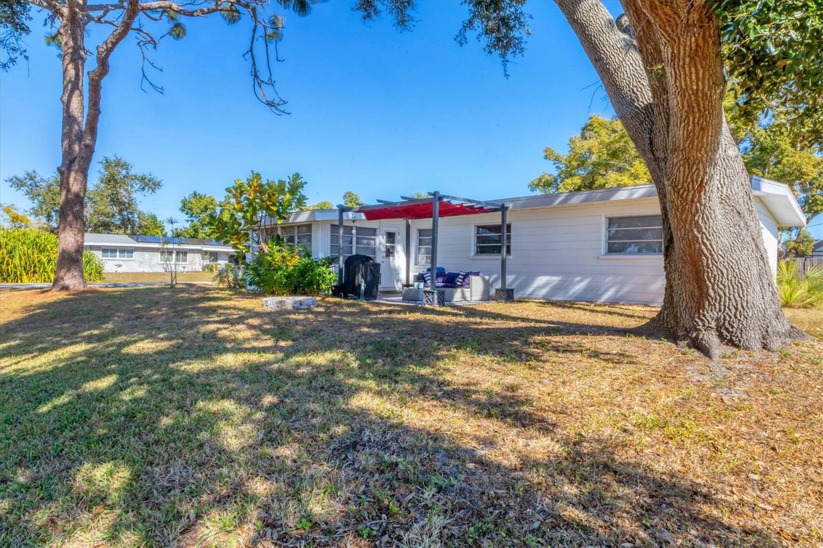 Image 30 of 36 For 340 Glen Oak Road