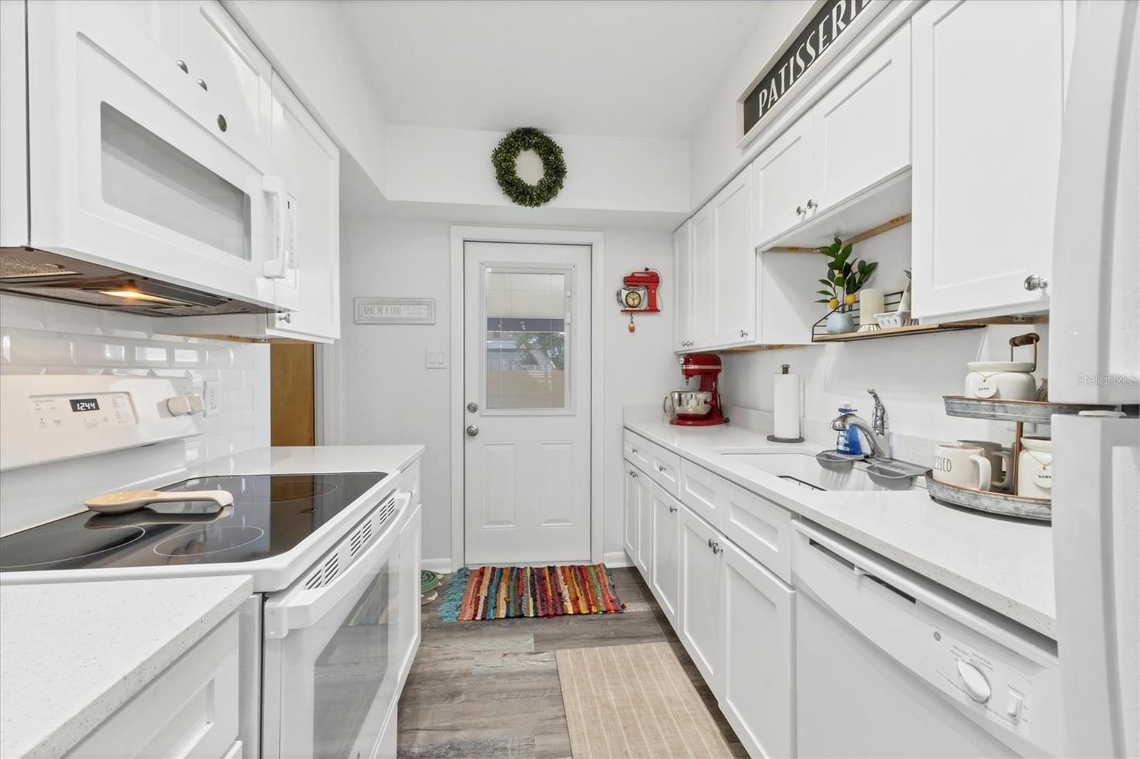 Image 9 of 36 For 340 Glen Oak Road