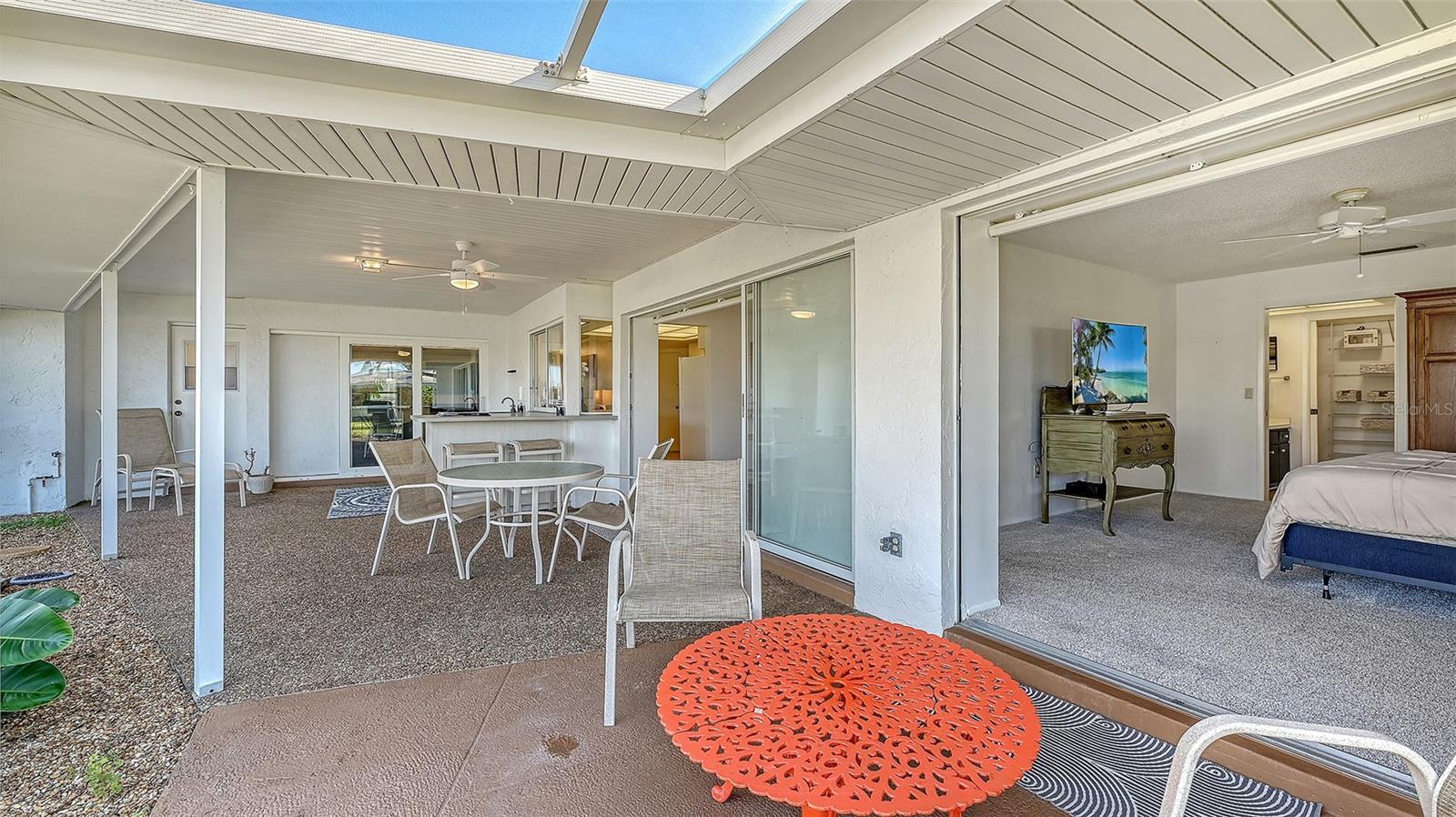 Image 18 of 53 For 475 Picasso Drive