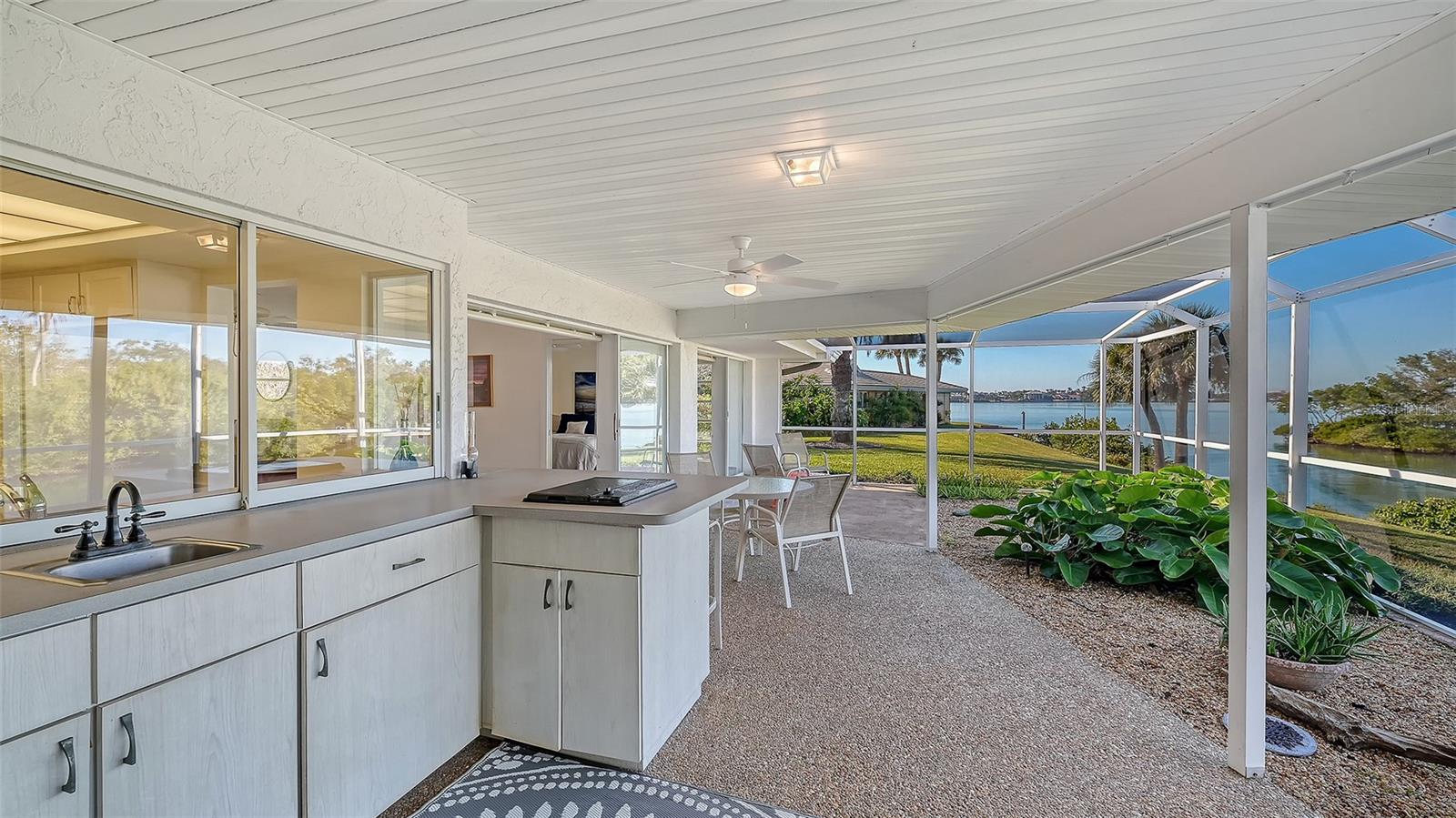 Image 19 of 53 For 475 Picasso Drive