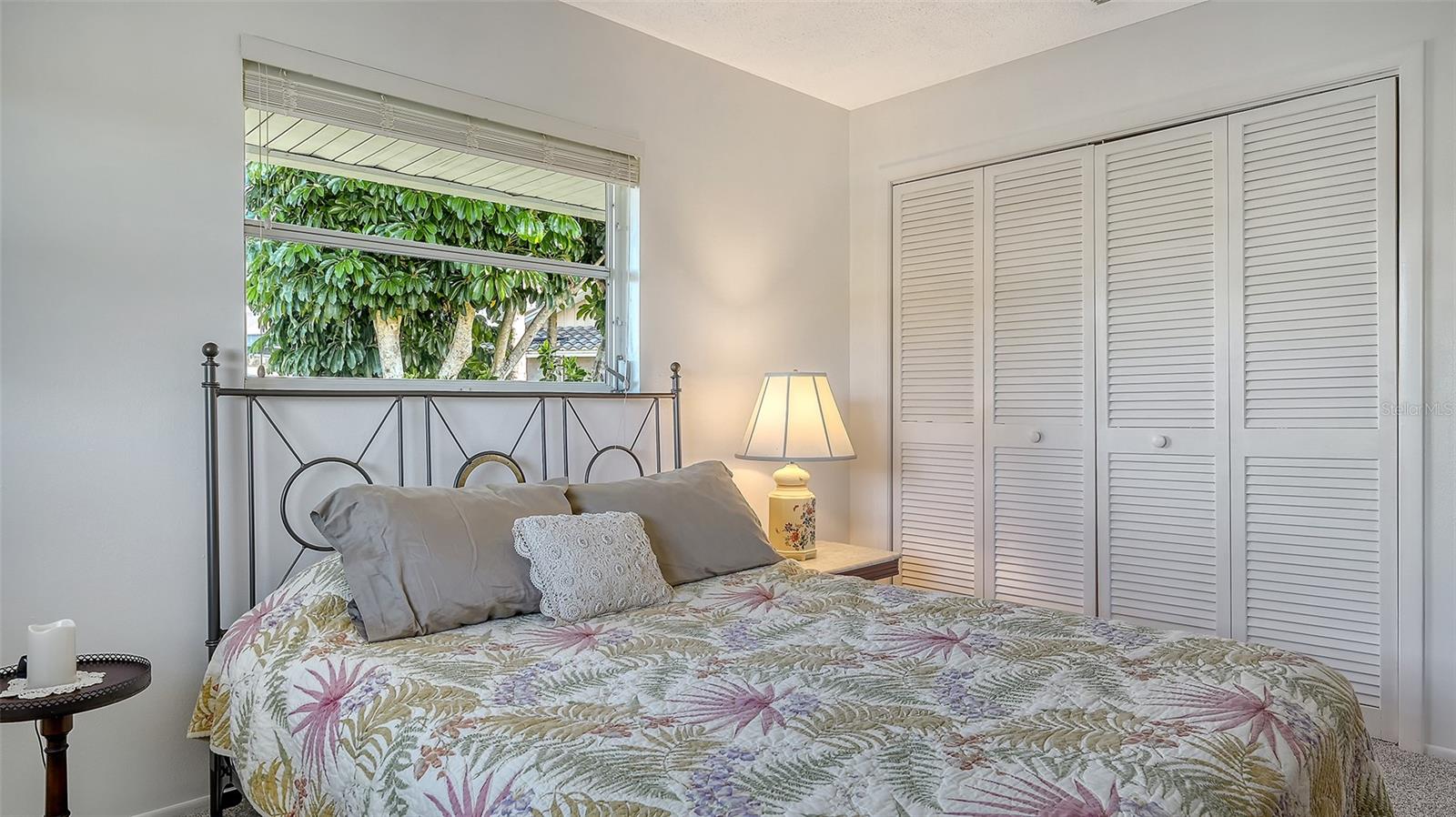 Image 37 of 53 For 475 Picasso Drive