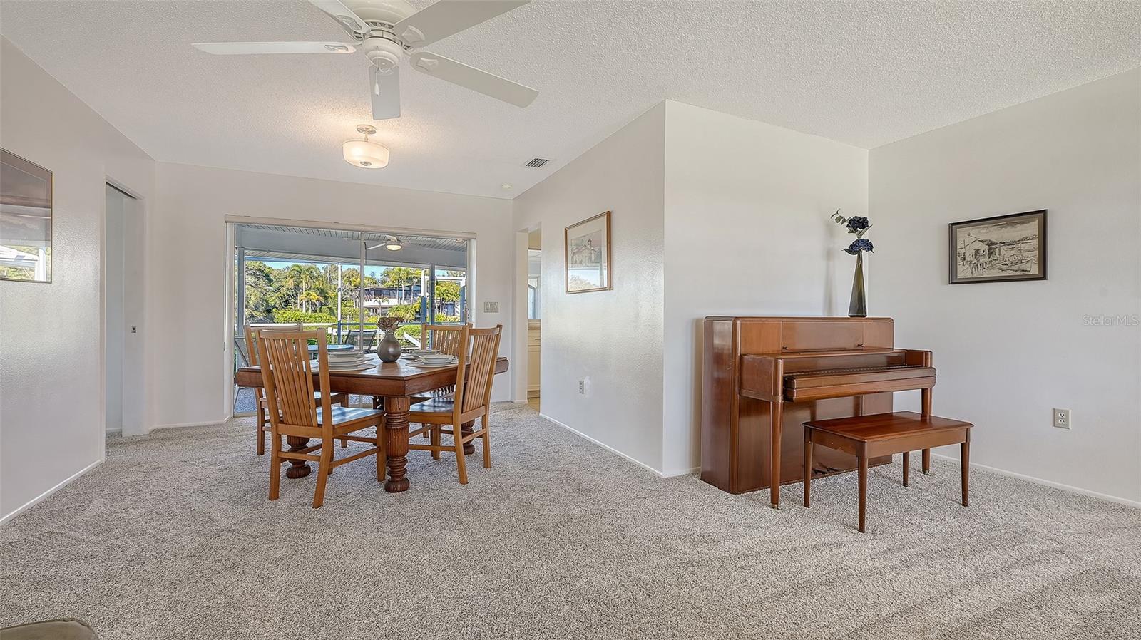 Image 9 of 53 For 475 Picasso Drive