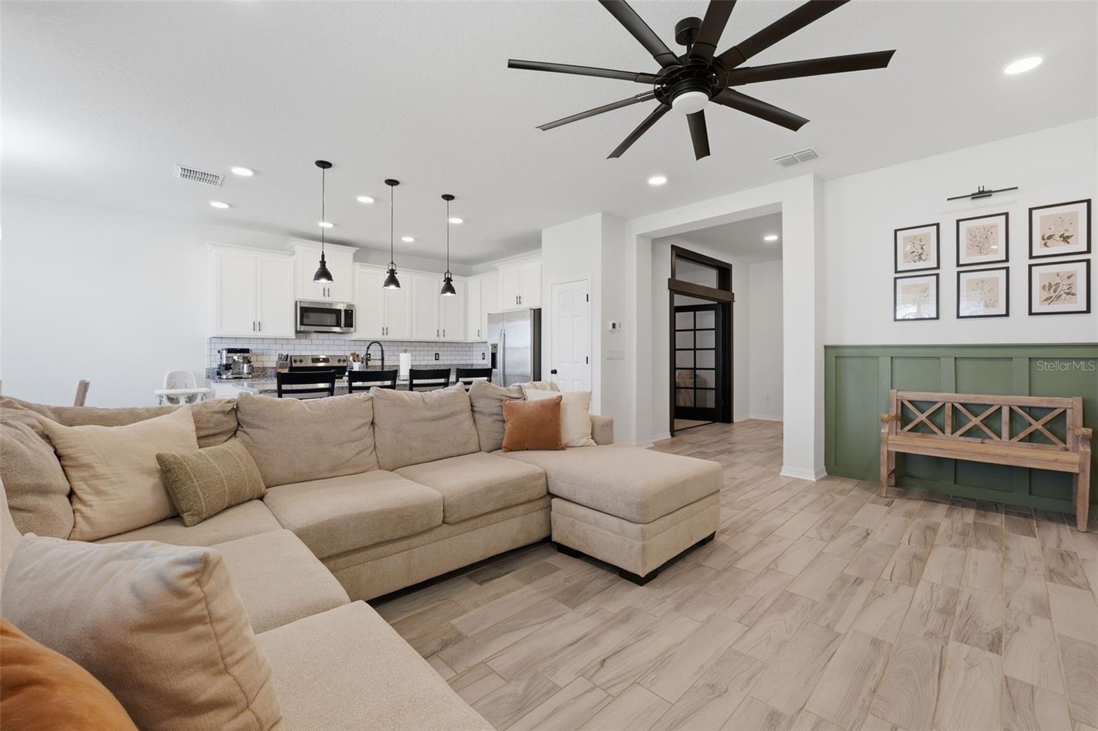 Image 31 of 42 For 3010 Marine Grass Drive