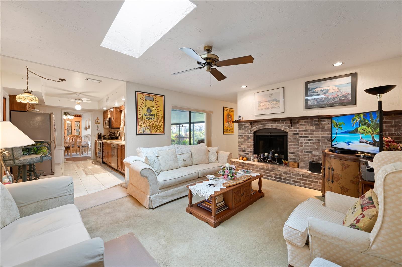 Image 13 of 41 For 4612 Coral Lake Drive