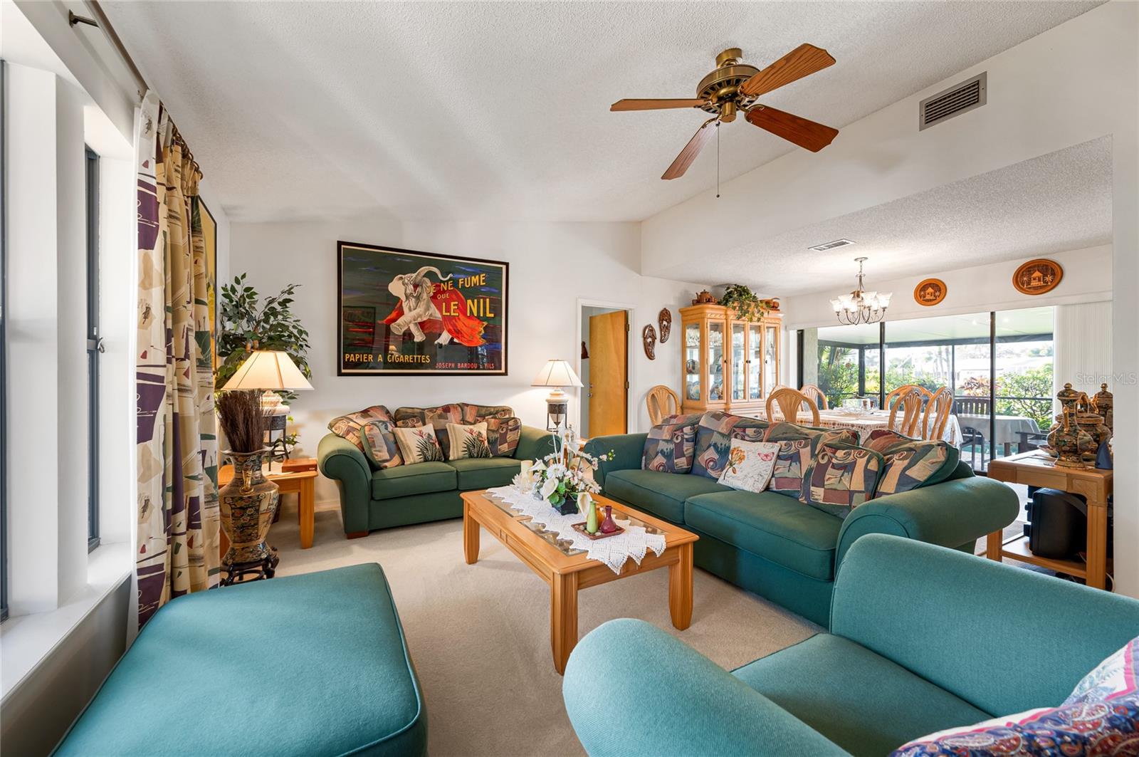 Image 14 of 41 For 4612 Coral Lake Drive