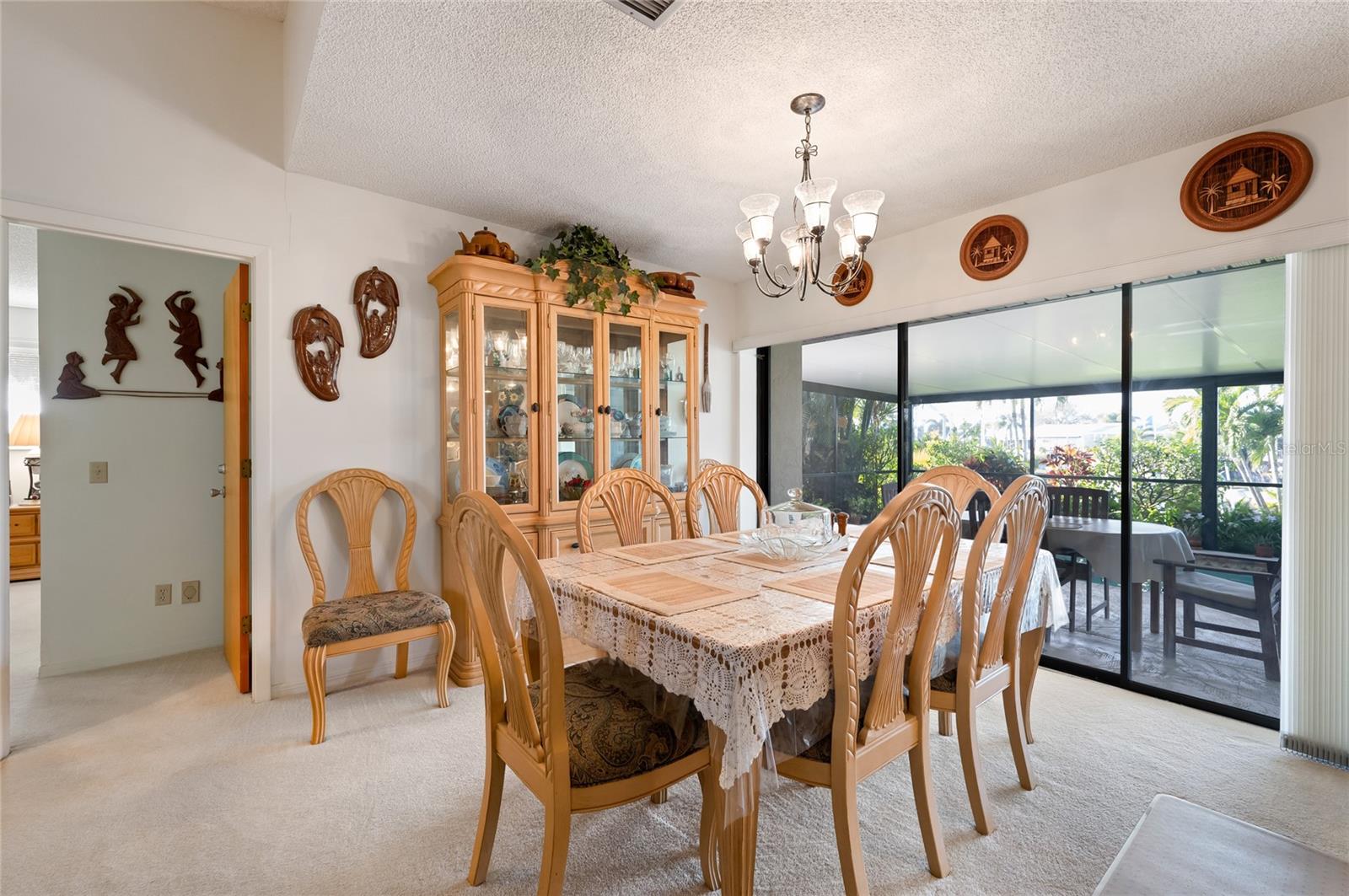 Image 17 of 41 For 4612 Coral Lake Drive