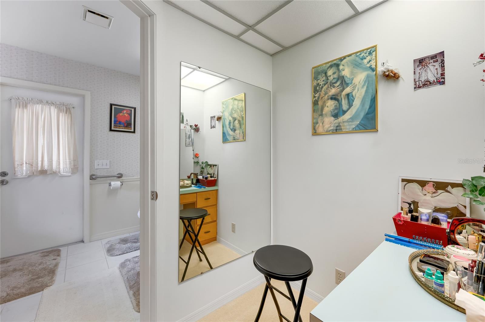 Image 23 of 41 For 4612 Coral Lake Drive