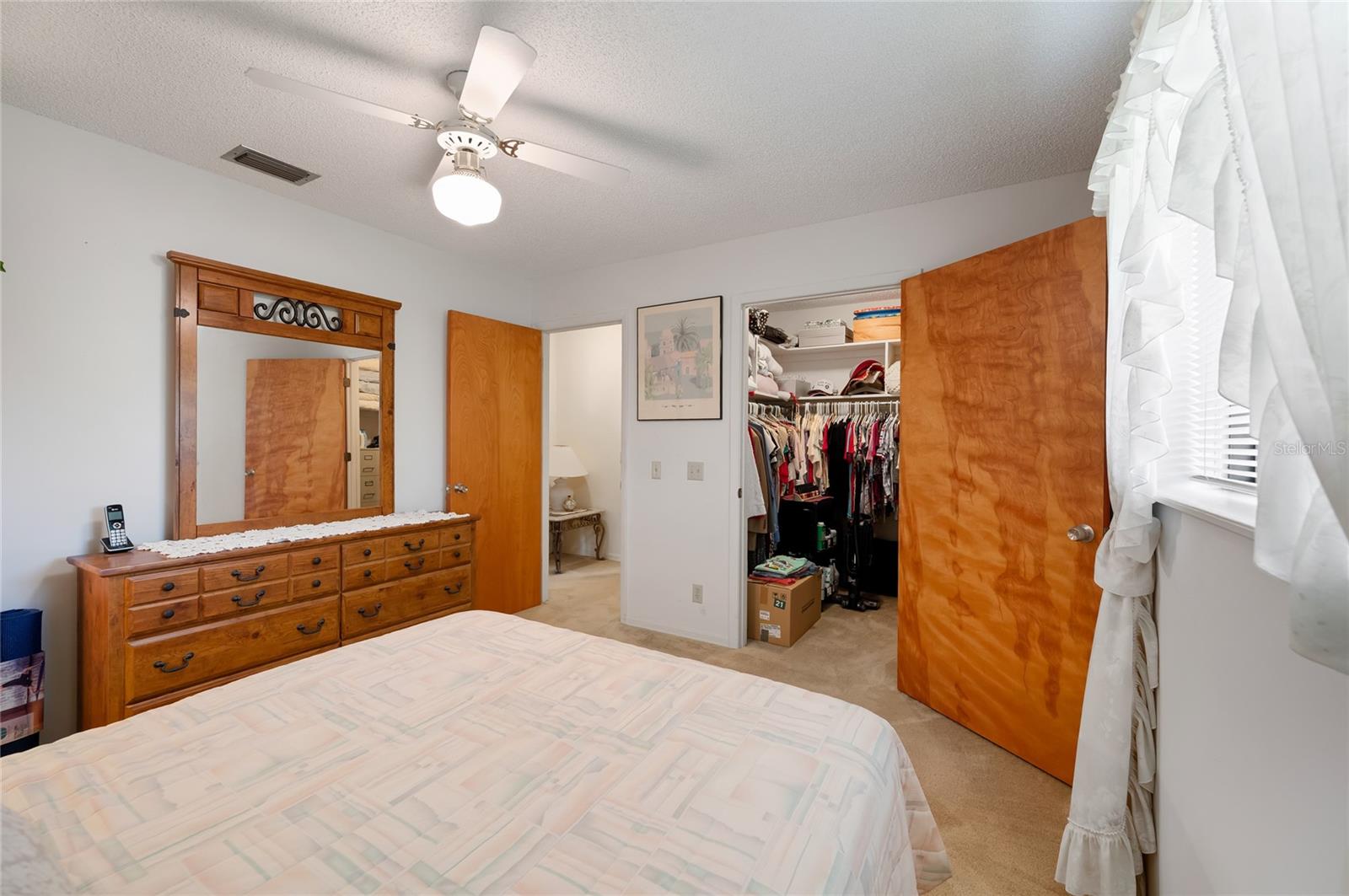 Image 26 of 41 For 4612 Coral Lake Drive