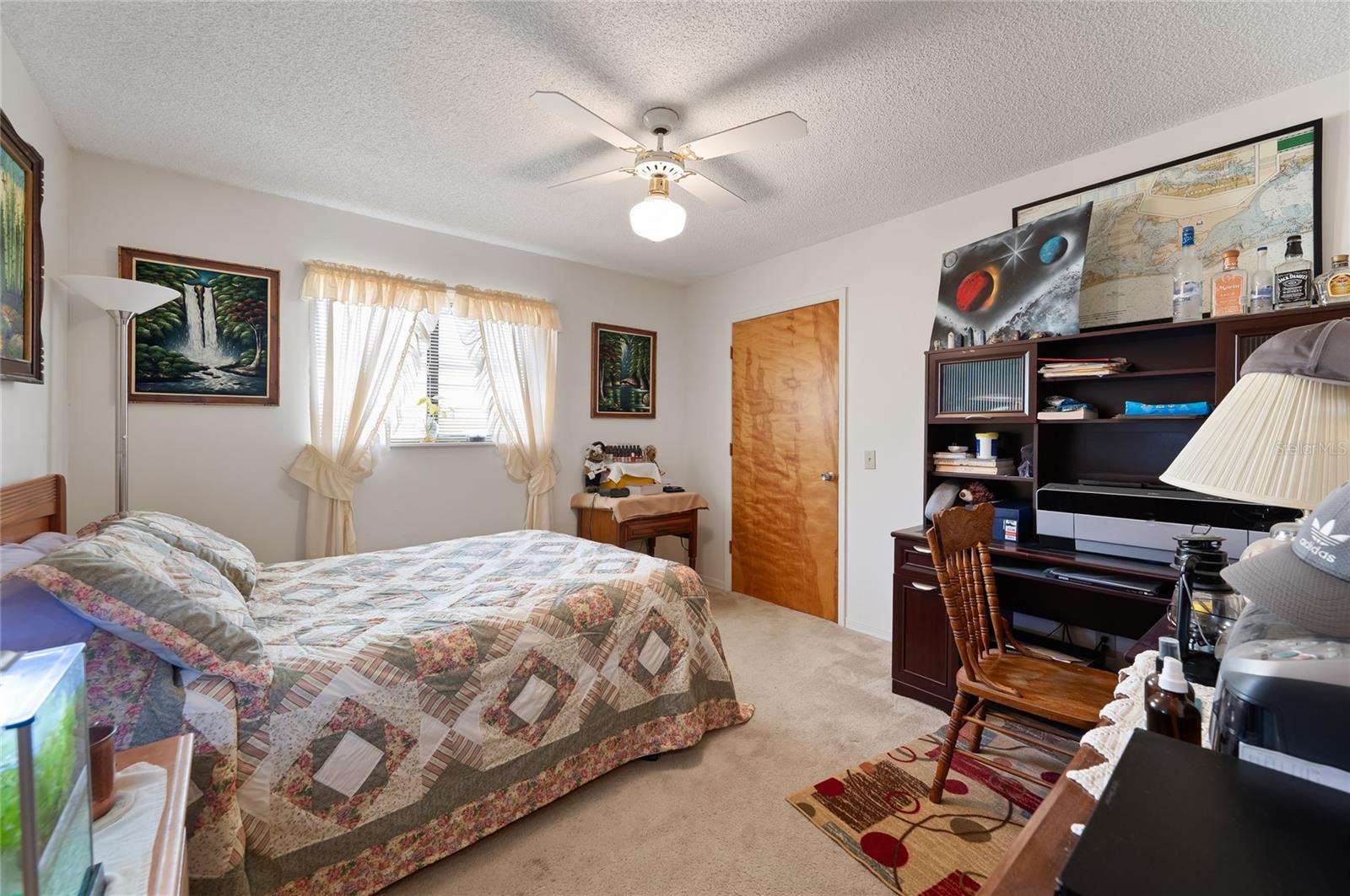 Image 27 of 41 For 4612 Coral Lake Drive