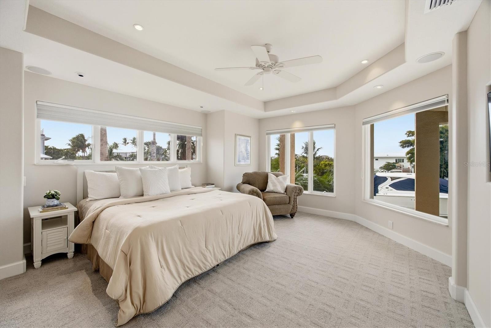 Image 25 of 67 For 761 Norton Street