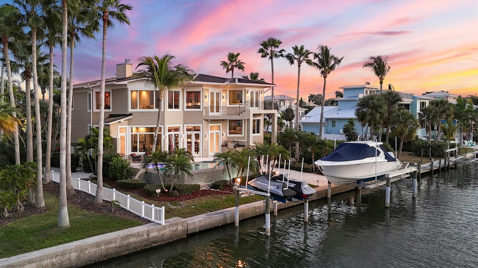 Image 4 of 67 For 761 Norton Street