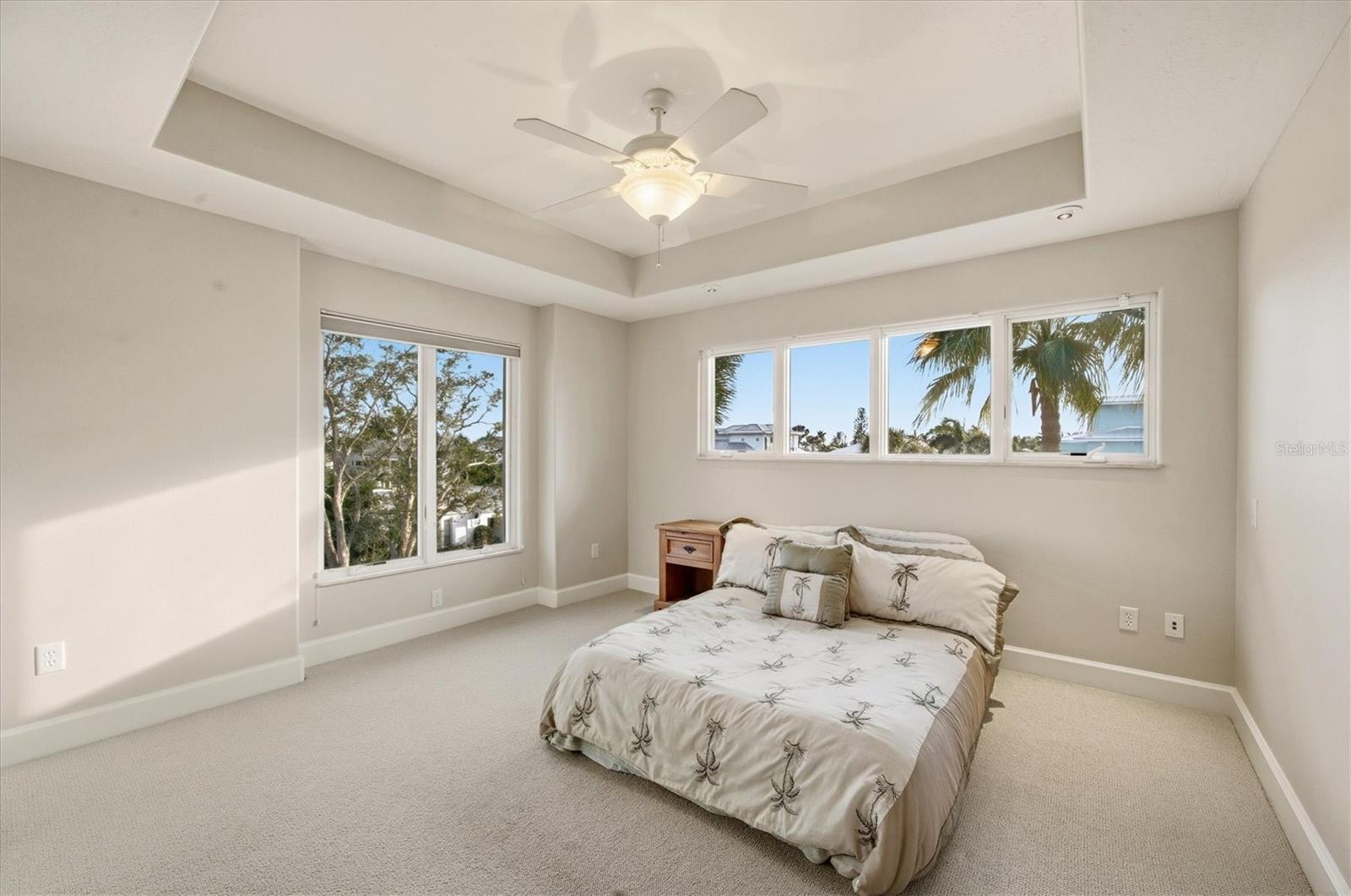 Image 47 of 67 For 761 Norton Street