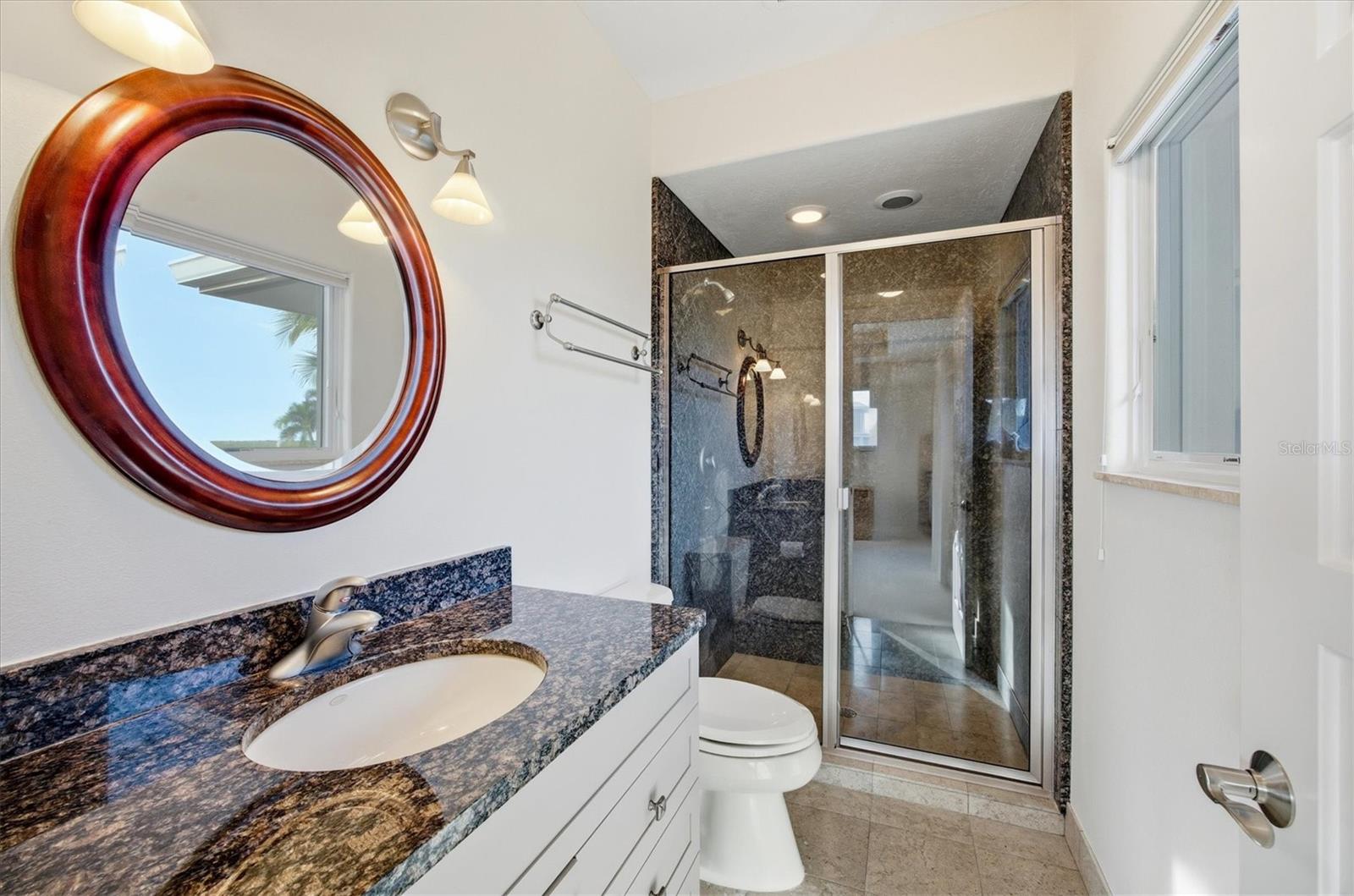 Image 48 of 67 For 761 Norton Street