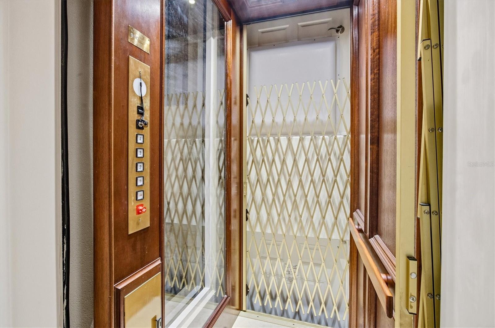 Image 51 of 67 For 761 Norton Street