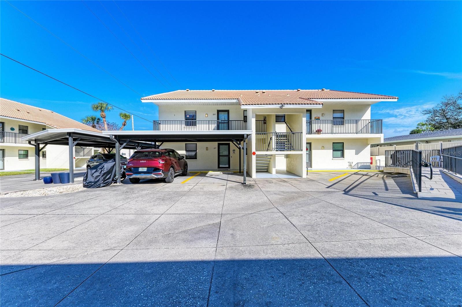 Details for 525 Barcelona Avenue 207, VENICE, FL 34285