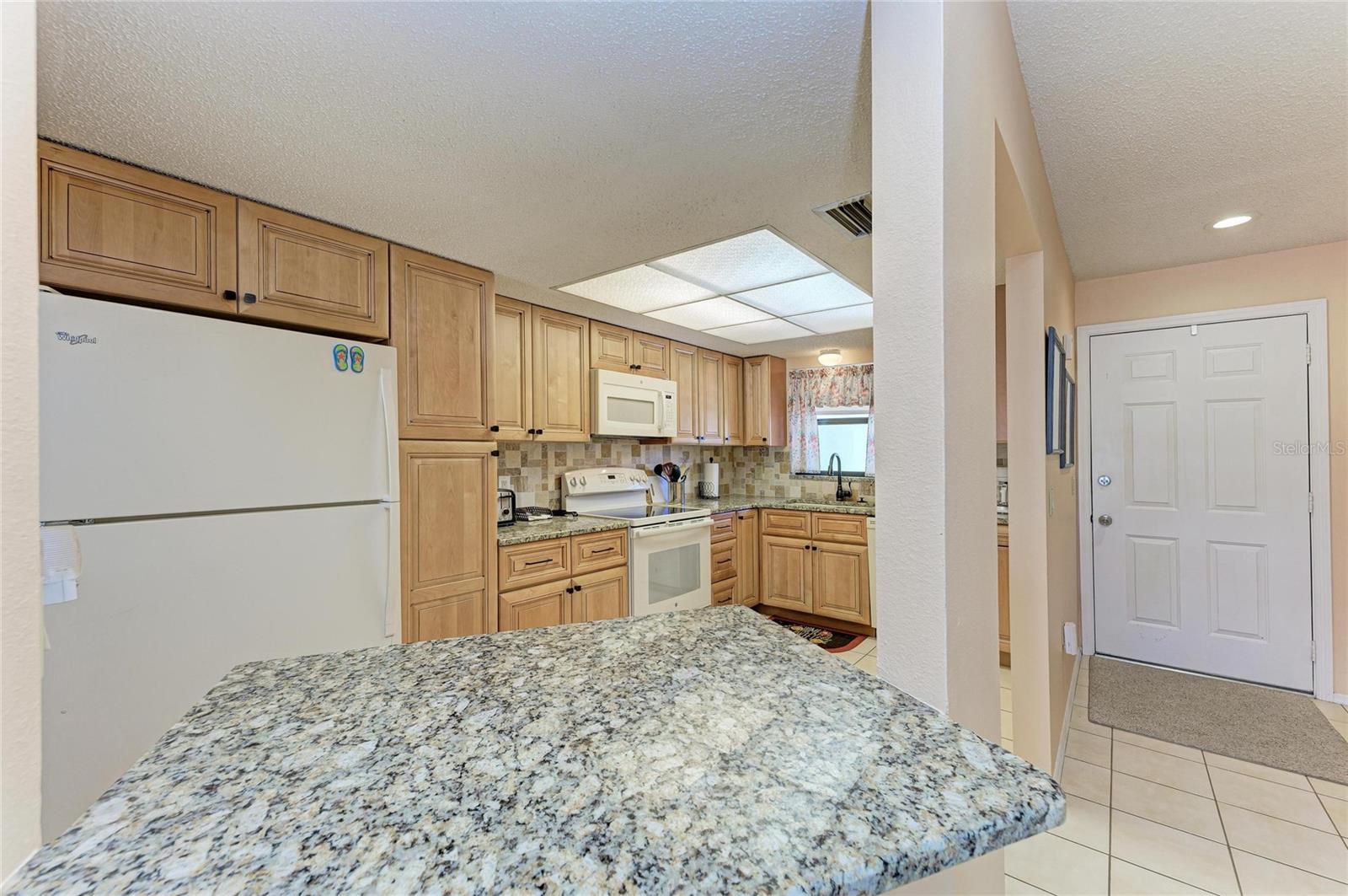 Image 11 of 51 For 525 Barcelona Avenue 207