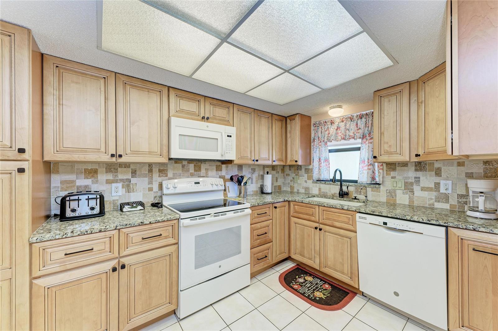 Image 13 of 51 For 525 Barcelona Avenue 207