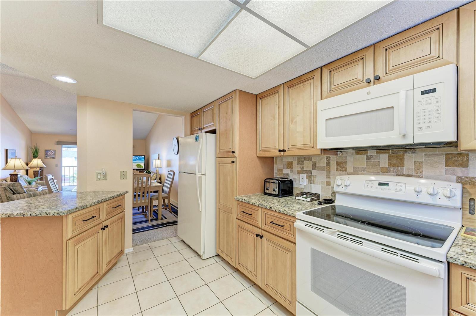 Image 16 of 51 For 525 Barcelona Avenue 207