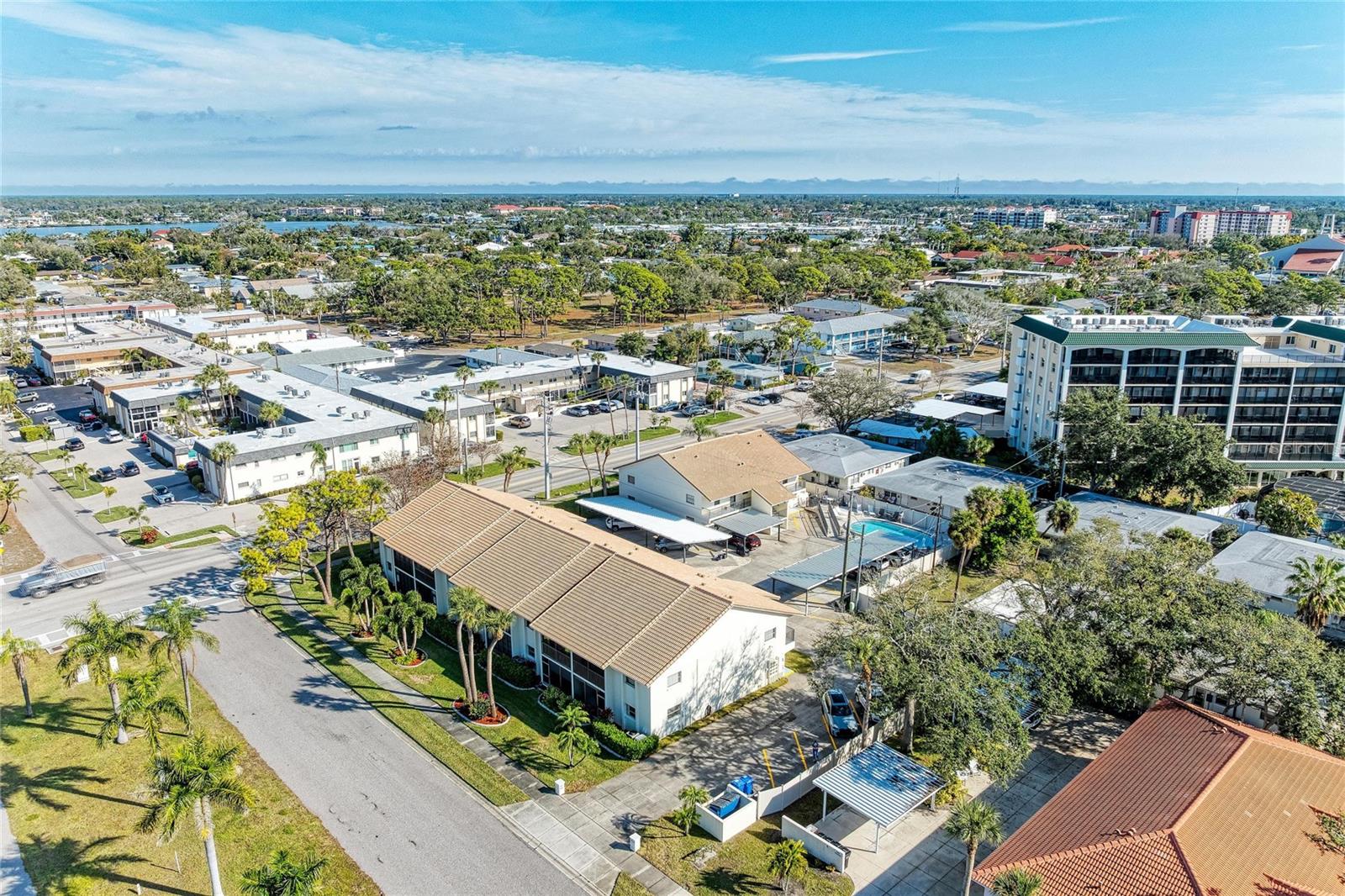 Image 2 of 51 For 525 Barcelona Avenue 207