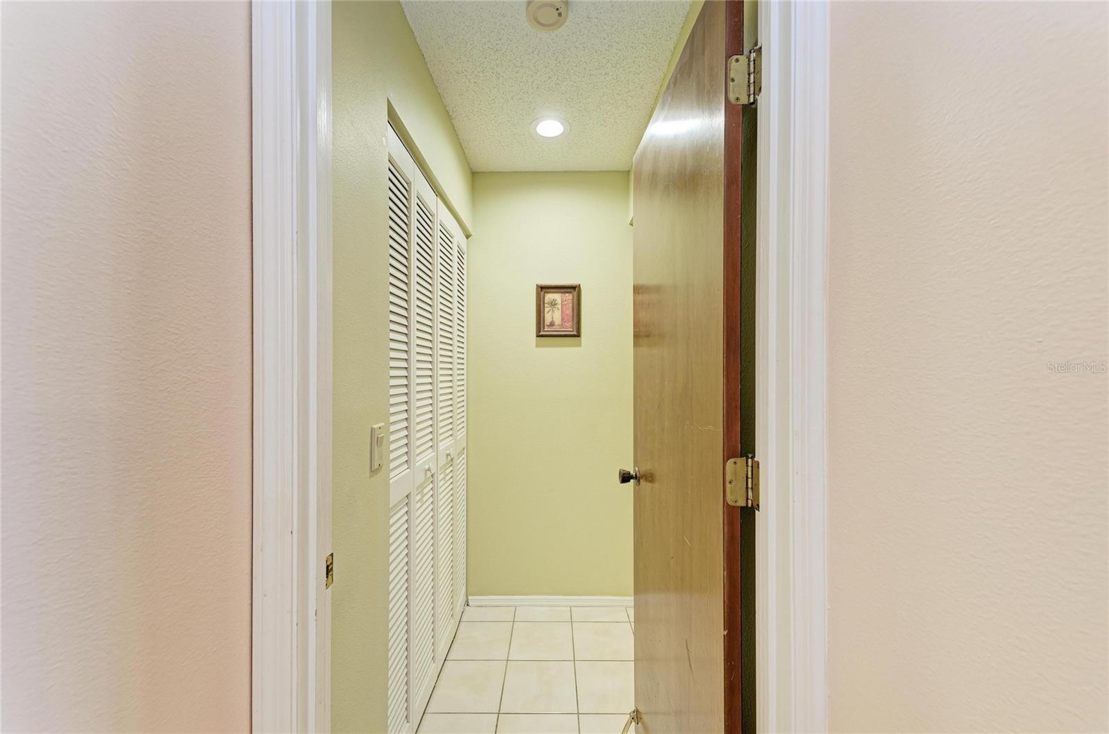 Image 24 of 51 For 525 Barcelona Avenue 207