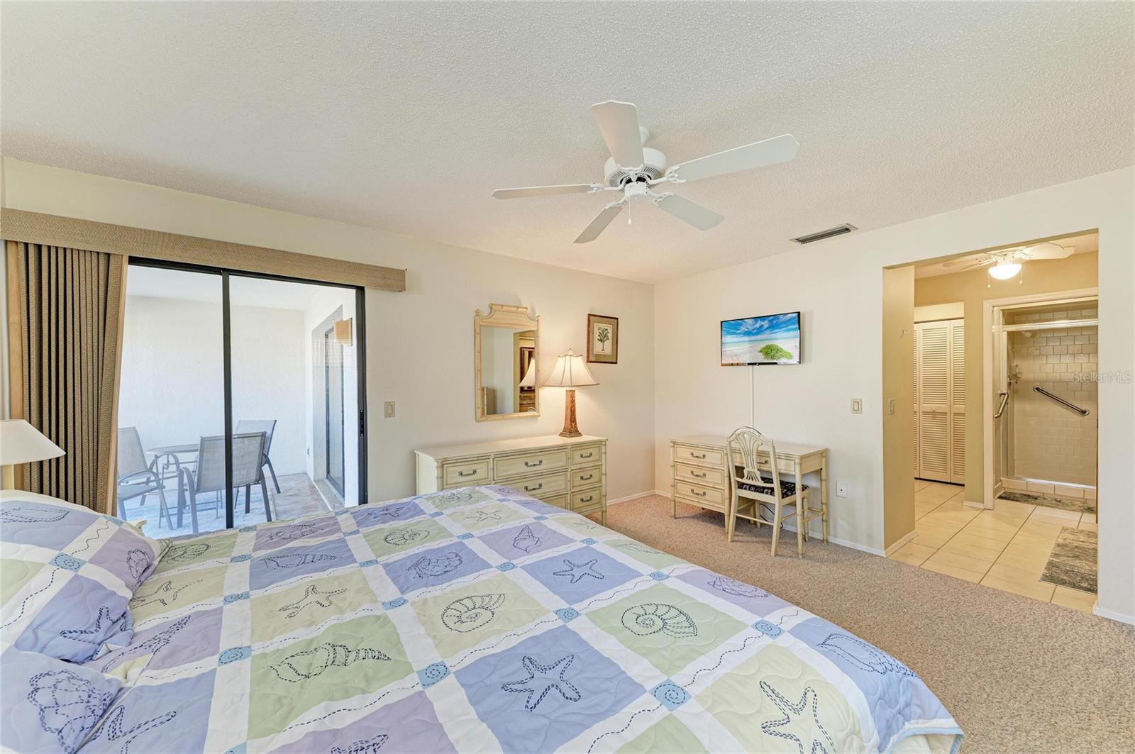 Image 31 of 51 For 525 Barcelona Avenue 207