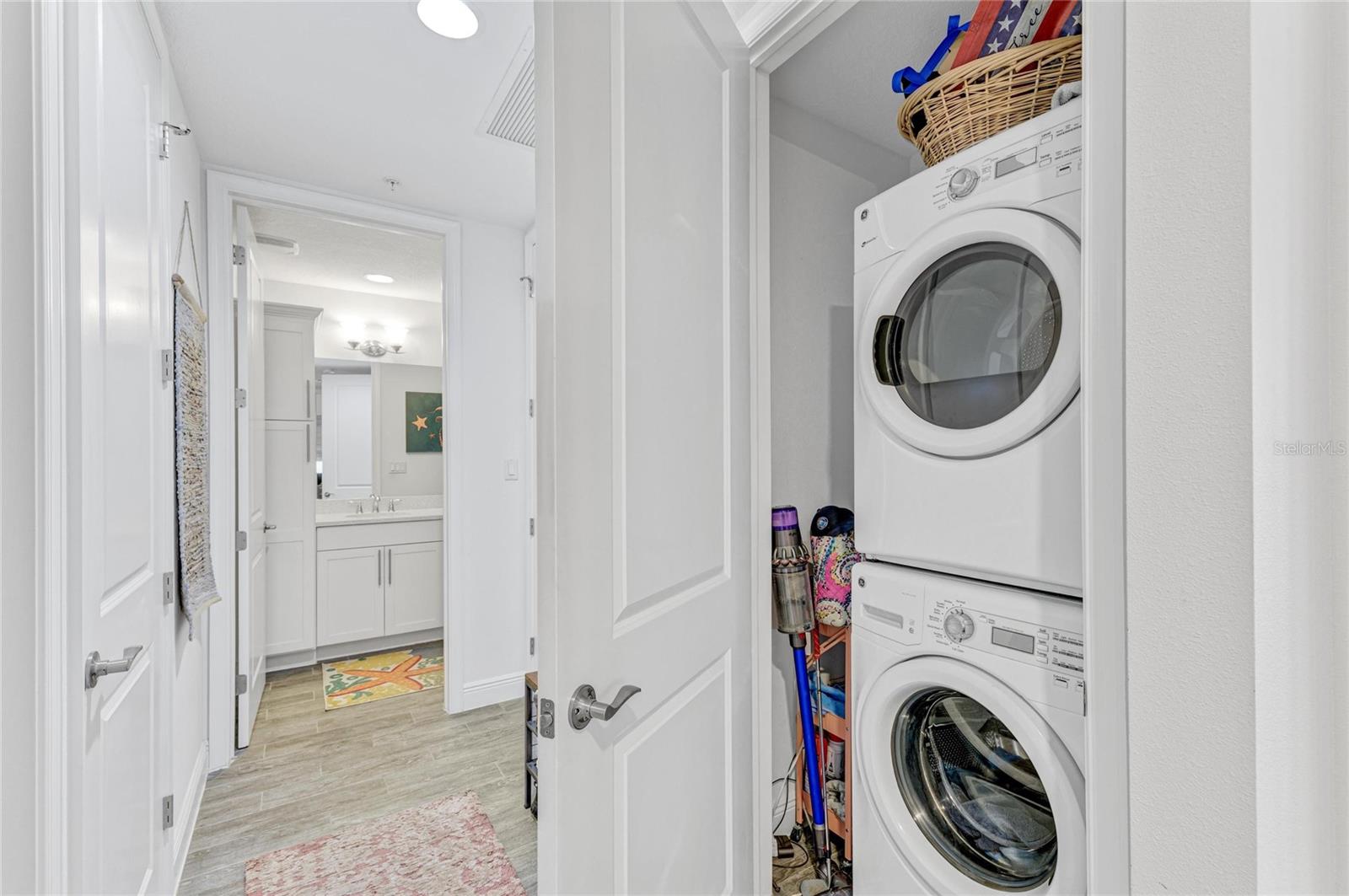 Image 47 of 100 For 383 Aruba Circle 203