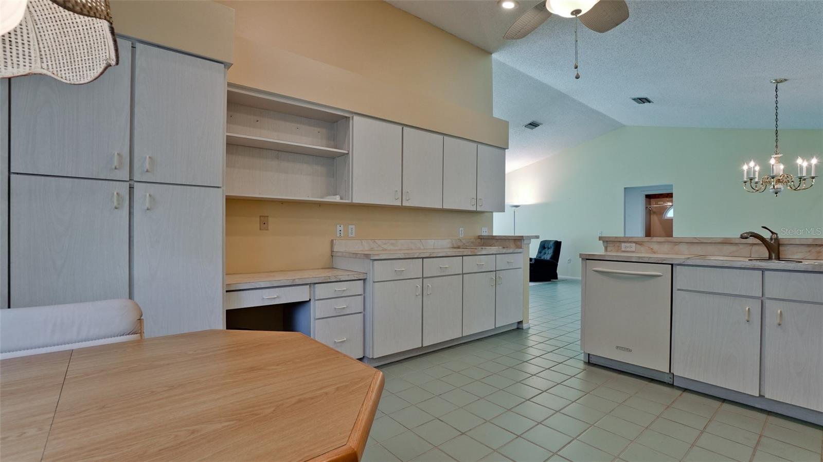 Image 18 of 49 For 3470 51st Avenue Drive W