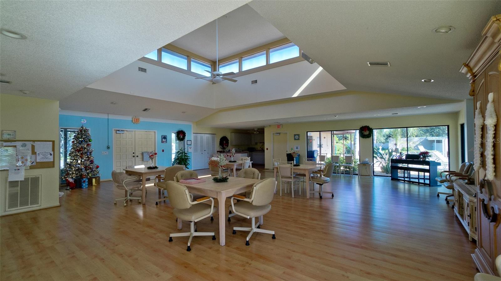 Image 39 of 49 For 3470 51st Avenue Drive W