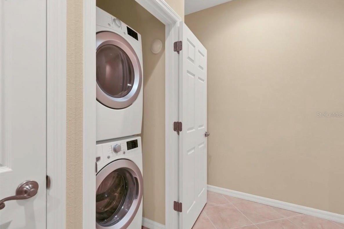 Image 27 of 45 For 4174 Overture Circle 519