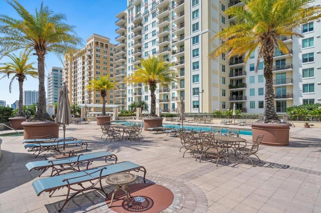 Image 49 of 51 For 800 Tamiami Trail 405