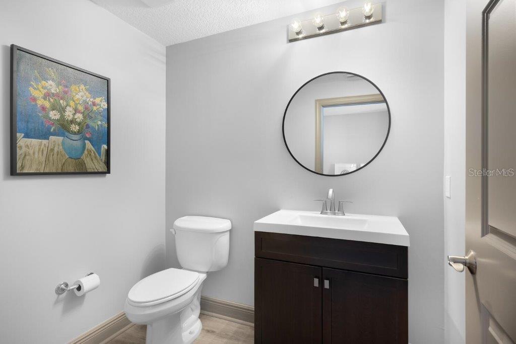 Image 6 of 51 For 800 Tamiami Trail 405