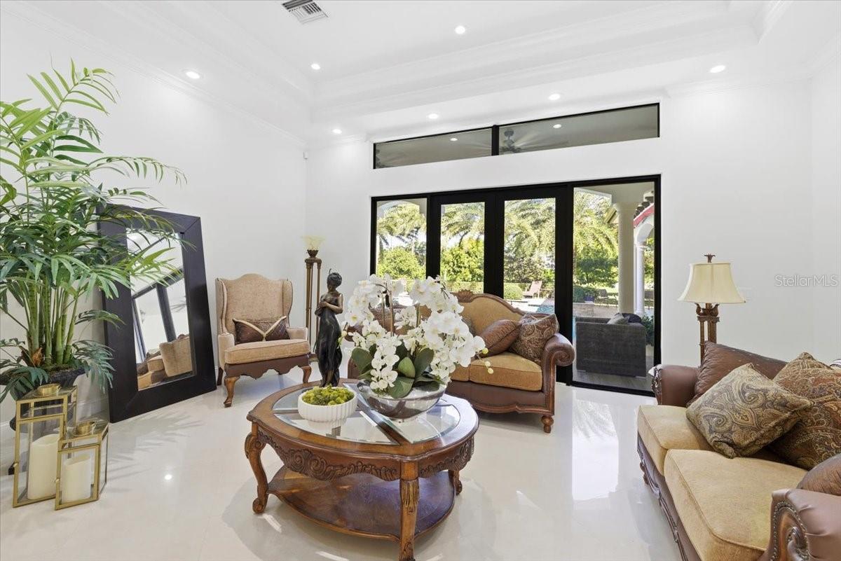 Image 11 of 90 For 10181 131st Street