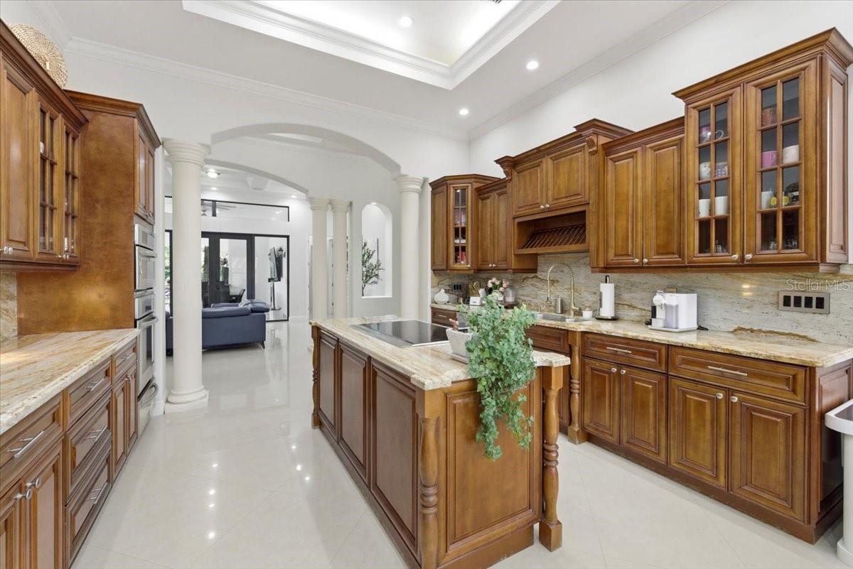 Image 17 of 90 For 10181 131st Street