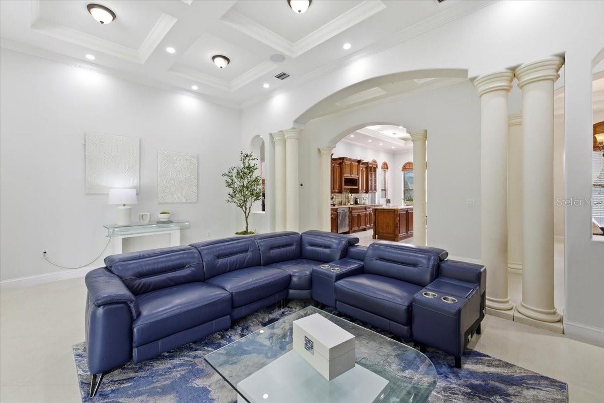 Image 18 of 90 For 10181 131st Street