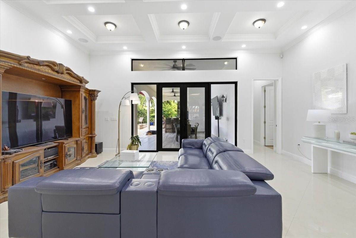 Image 20 of 90 For 10181 131st Street