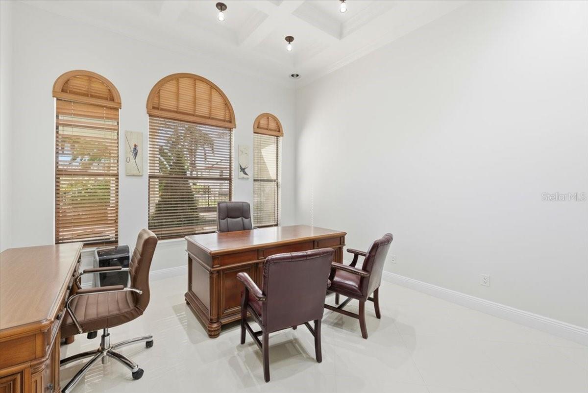 Image 24 of 90 For 10181 131st Street