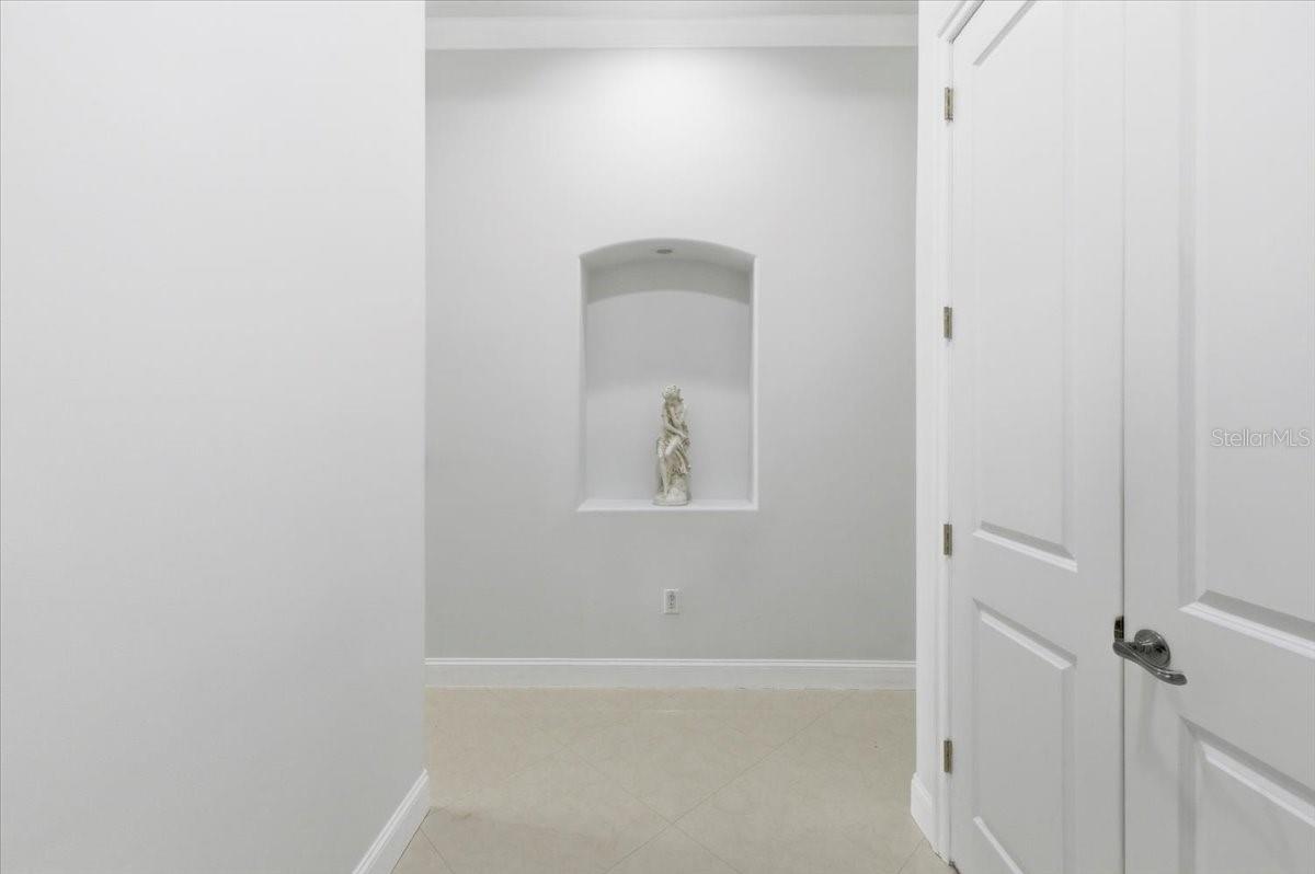 Image 33 of 90 For 10181 131st Street