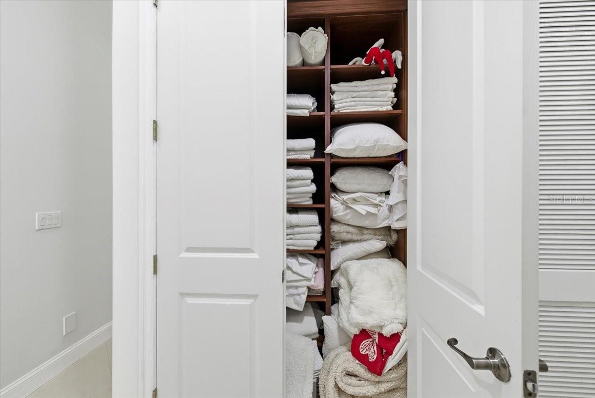 Image 34 of 90 For 10181 131st Street