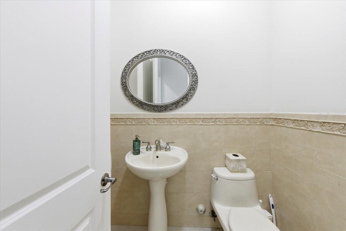 Image 43 of 90 For 10181 131st Street