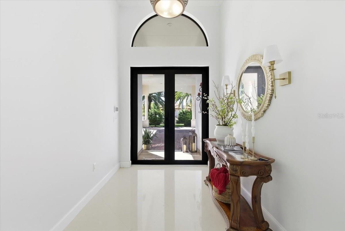 Image 9 of 90 For 10181 131st Street