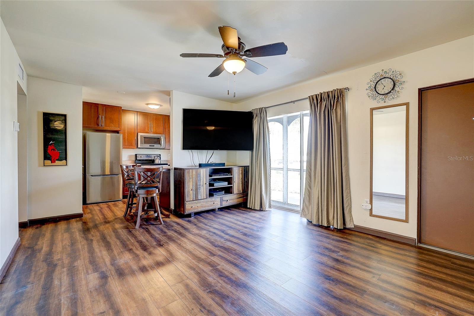 Image 6 of 21 For 2304 Ringling Boulevard 217