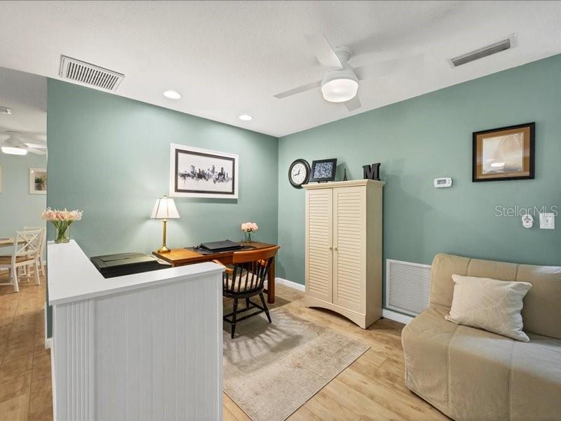 Image 12 of 41 For 4021 Oakhurst Drive 3121